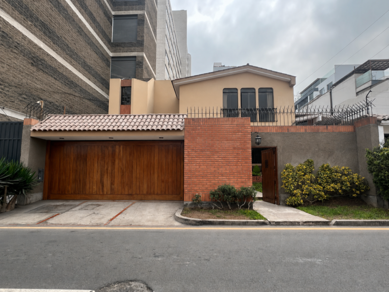 Casa en Orión - Santiago de Surco | En Venta